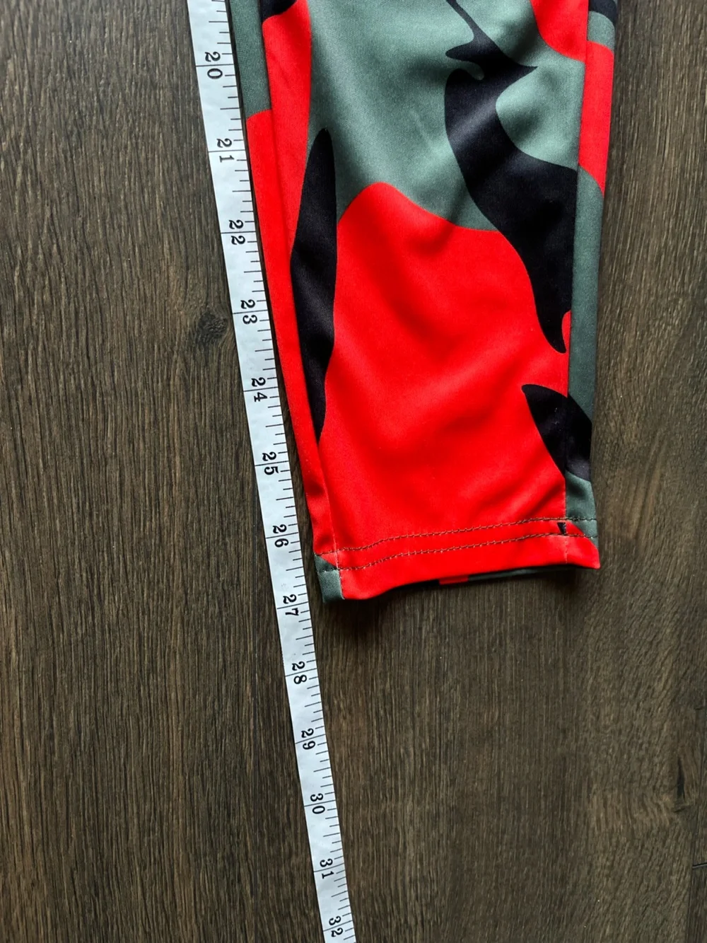 NWOT Red & Green Camo Matching Set